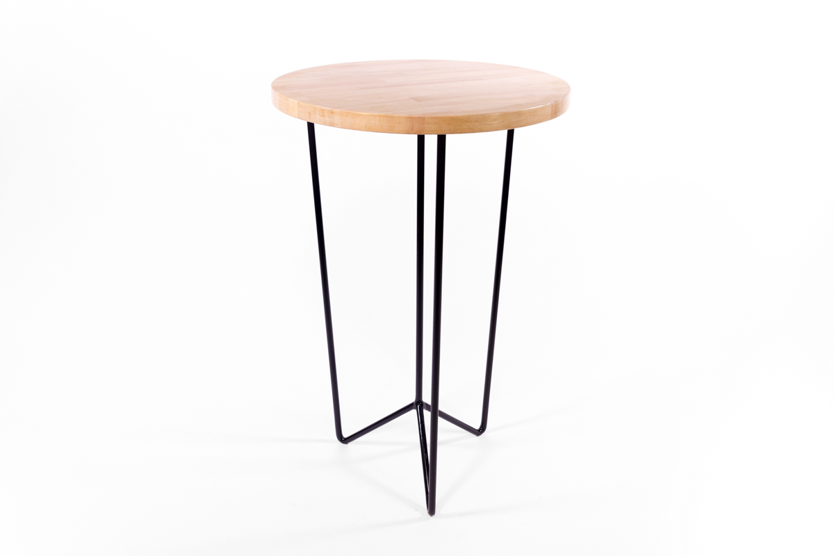 mange-debout plateau en bois et pieds en métal noir, agence Parade